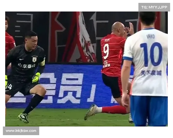 法甲红牌停赛新规实施 球员违规行为将遭更严惩 法甲红牌停赛新规实施 球员违规行为将遭更严惩